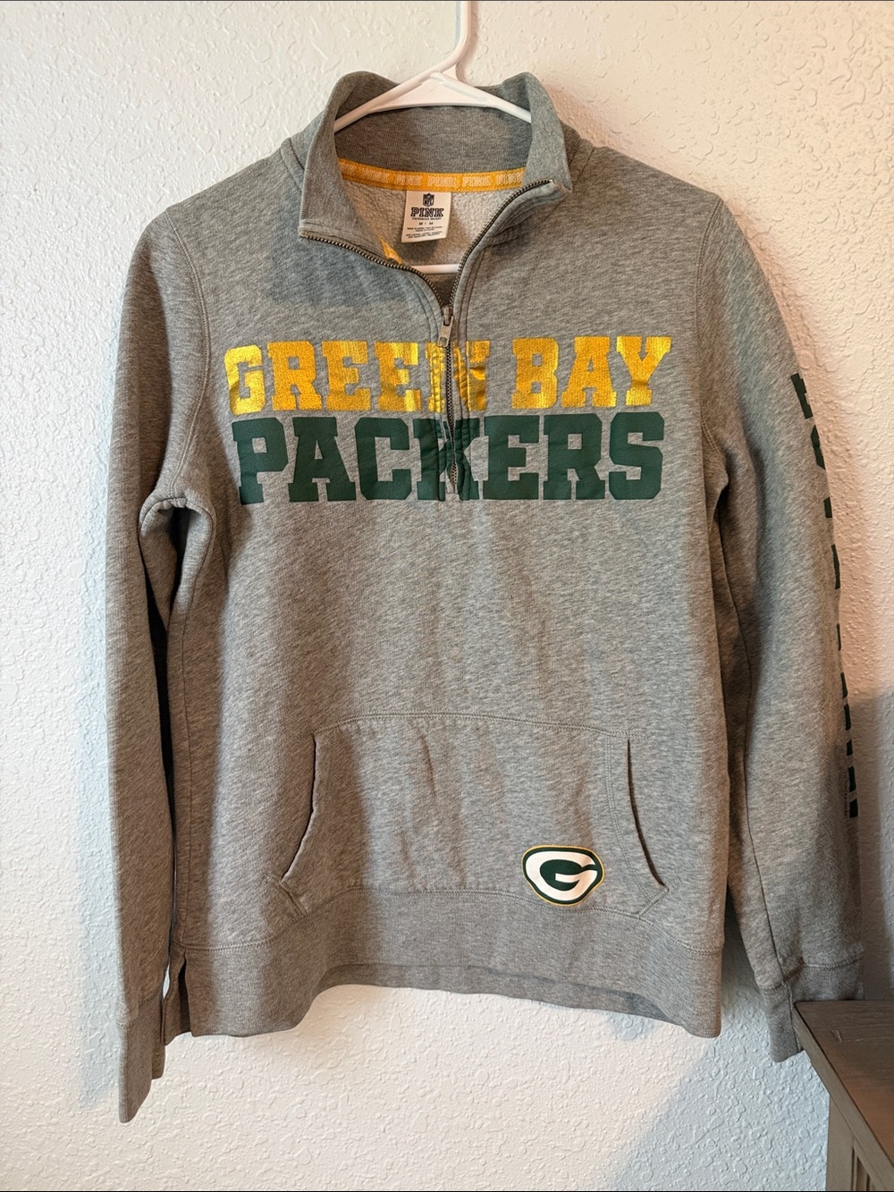 Green Bay Packers Men's Gray Quarter-Zip Pullover Sweatshirt